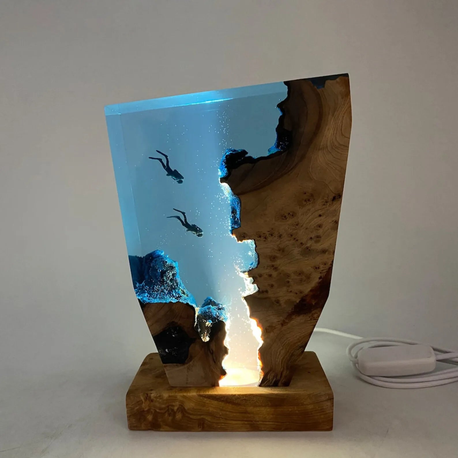 Ocean Diver Lamp